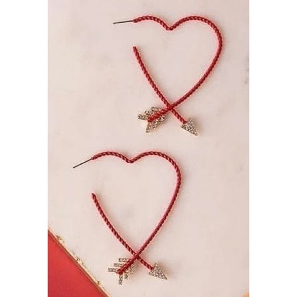 NEW Arrow Heart Earrings - Picture 4 of 5